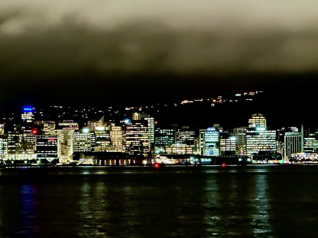Auckland city life -New Zealand vs Switzerland