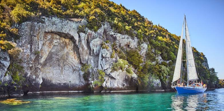 boating in taupo lake- things to do in Taupo 2026