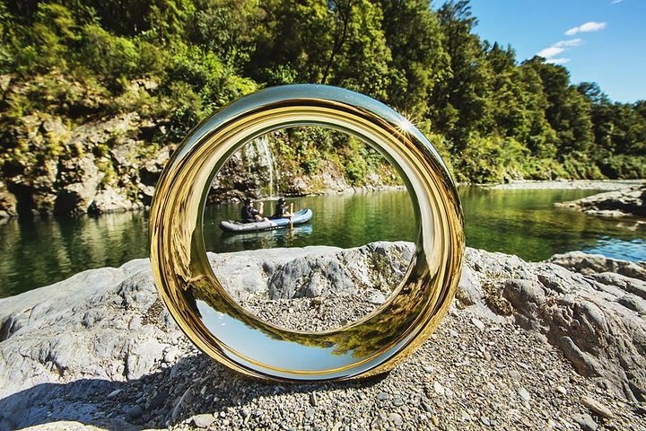 Hobbiton Movie Set tour-Pelorus River The Barrel Run filming location in New Zealand