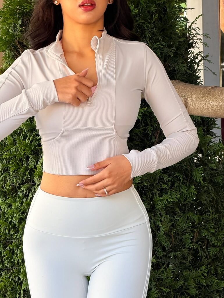 Anna Sharma stylish celebrity look