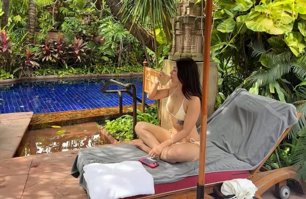 Samragyee Rajya Laxmi Shah stunning hot bikini pictures from her instagram