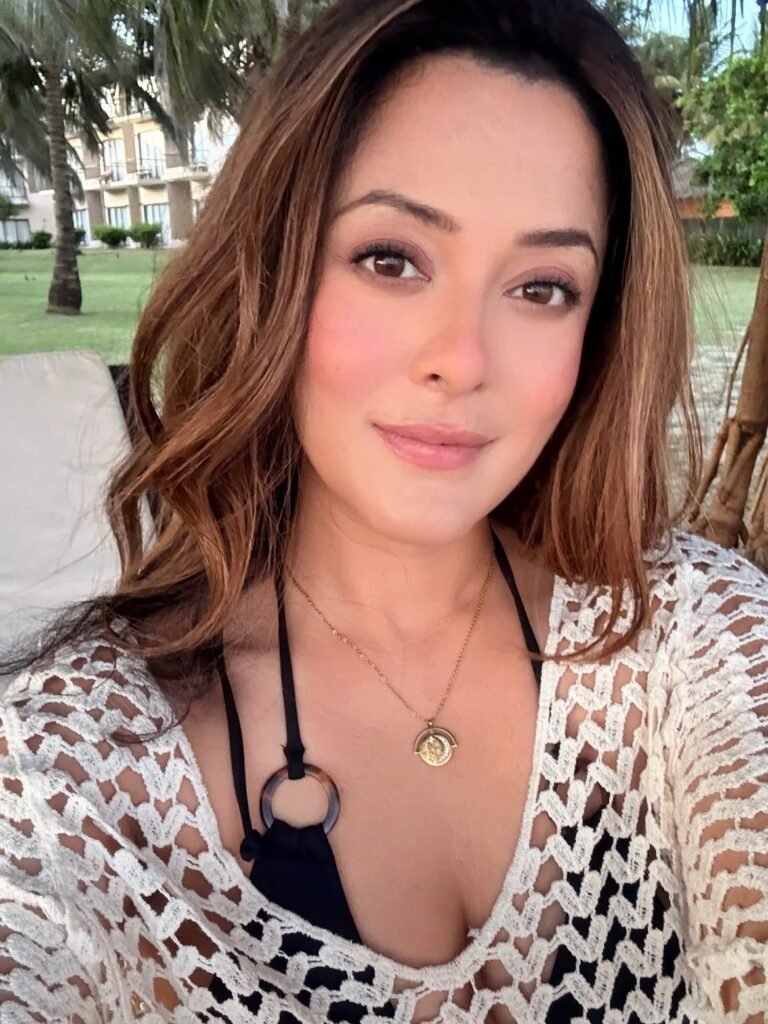 Oshin Sitaula hot and beautiful pics in bikini
