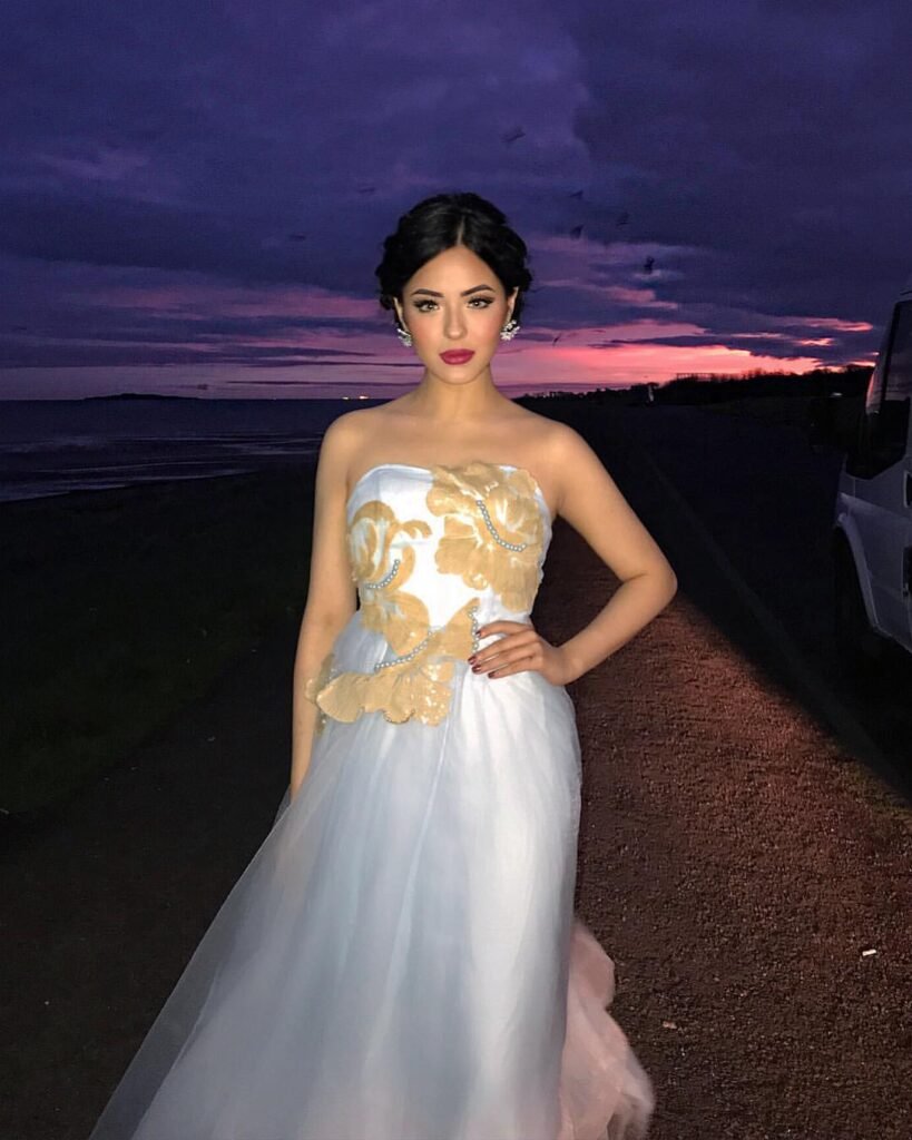 Jasita Gurung hot figure